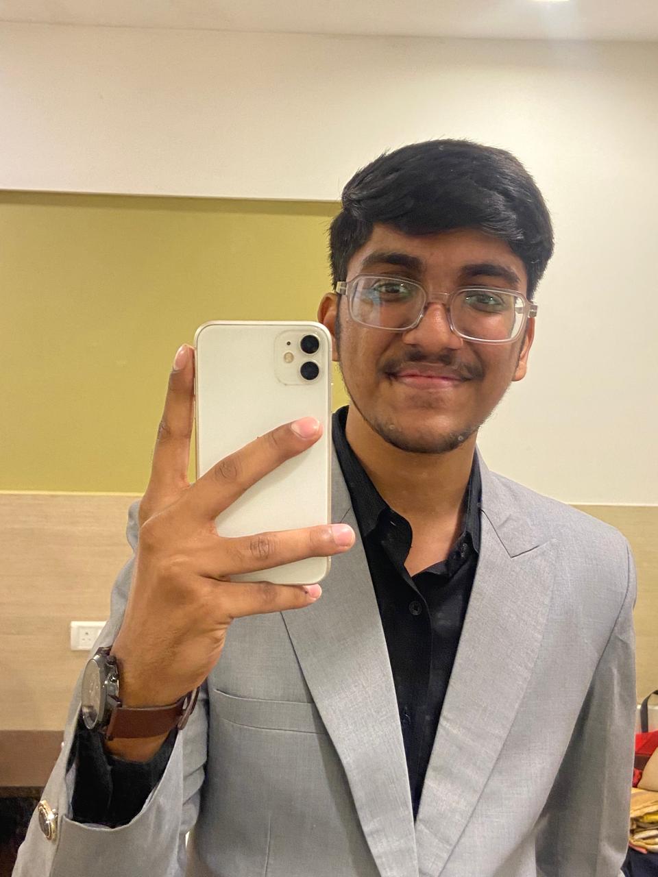 DIVYESH SINGHANIA